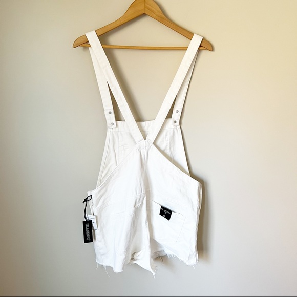 BLANKNYC White Raw Hem Denim Shortalls Lightbox White 30 10 NWT - Picture 15 of 16